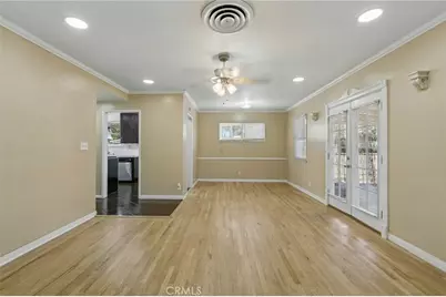 13155 Gault, Los Angeles, CA 91605 - Photo 10