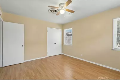 13155 Gault, Los Angeles, CA 91605 - Photo 14