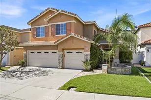 29 Marseille, Lake Forest, CA 92610 - Photo 2
