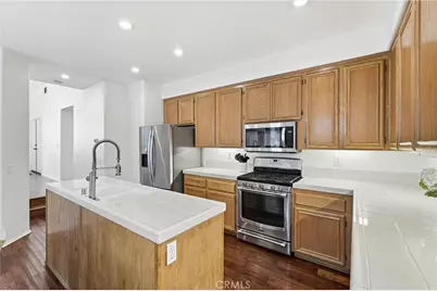 29 Marseille, Lake Forest, CA 92610 - Photo 14