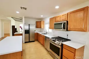 14055 Lake View Dr, La Mirada, CA 90638 - Photo 20