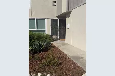 368 Genoa, Costa Mesa, CA 92627 - Photo 2