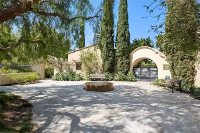 229 Dewdrop, Irvine, CA 92603 - Photo 40