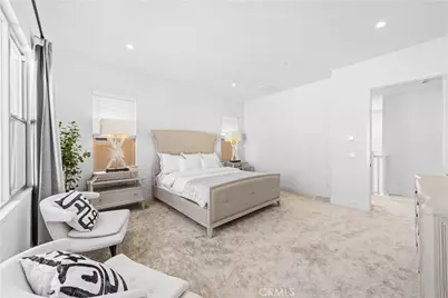 106 Glydon, Irvine, CA 92618 - Photo 16