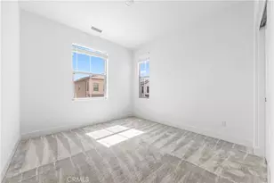 106 Glydon, Irvine, CA 92618 - Photo 24