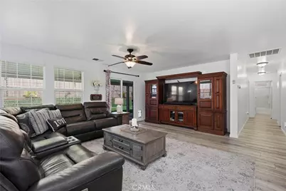 690 Julian, San Jacinto, CA 92582 - Photo 4