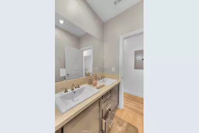 11031 Burin, Inglewood, CA 90304 - Photo 48