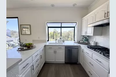 16 Green Brier, Coto de Caza, CA 92679 - Photo 4