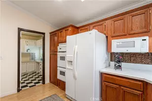 1406 Tobago Dr, Hemet, CA 92543 - Photo 18
