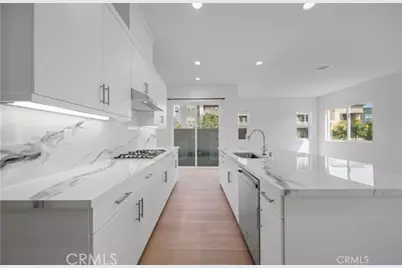 187 Yugen, Irvine, CA 92618 - Photo 6