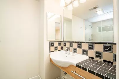 6381 Myrtle, Huntington Beach, CA 92647 - Photo 22