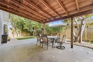 5872 Meadowbrook Dr, Huntington Beach, CA 92649 - Photo 32