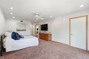 5872 Meadowbrook Dr, Huntington Beach, CA 92649 - Photo 40