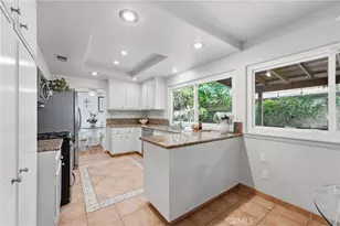 5872 Meadowbrook Dr, Huntington Beach, CA 92649 - Photo 18