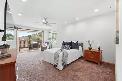 5872 Meadowbrook Drive, Huntington Beach, CA 92649 - Photo 40