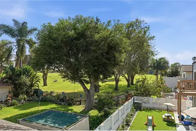 5872 Meadowbrook Drive, Huntington Beach, CA 92649 - Photo 46