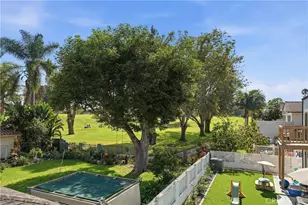 5872 Meadowbrook Dr, Huntington Beach, CA 92649 - Photo 46