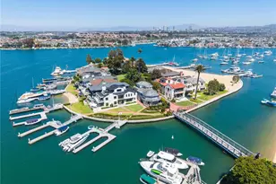 21 Bay Island, Newport Beach, CA 92661 - Photo 6