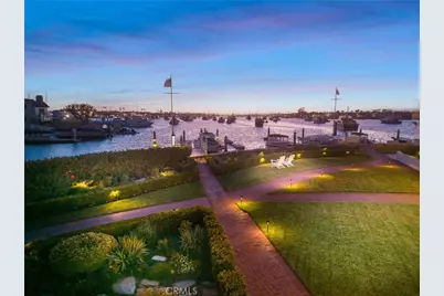 21 Bay Island, Newport Beach, CA 92661 - Photo 4