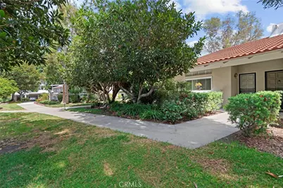 824 Via Alhambra #A, Laguna Woods, CA 92637 - Photo 4