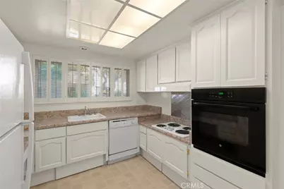 824 Via Alhambra #A, Laguna Woods, CA 92637 - Photo 14