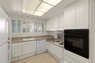 824 Via Alhambra, Laguna Woods, CA 92637 - Photo 14