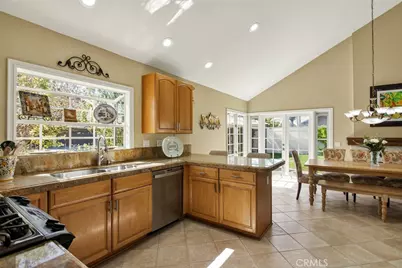 8381 Seaport Dr., Huntington Beach, CA 92646 - Photo 8