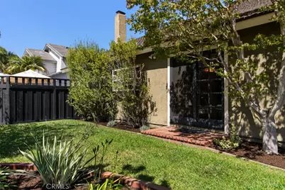 8381 Seaport Dr., Huntington Beach, CA 92646 - Photo 26