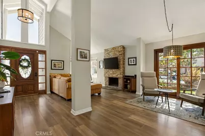 8381 Seaport Dr., Huntington Beach, CA 92646 - Photo 2