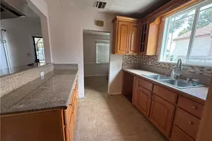 10411 Pinehurst, South Gate, CA 90280 - Photo 14