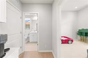 144 Sunnyside, Irvine, CA 92618 - Photo 16