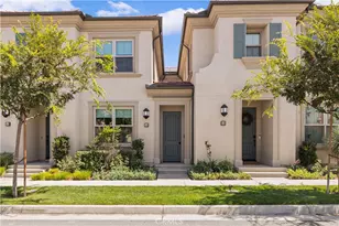 144 Sunnyside, Irvine, CA 92618 - Photo 2