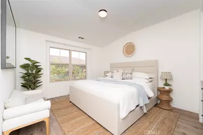 94 Hedge Bloom, Irvine, CA 92618 - Photo 12