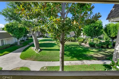 2155 W Banbury Circle, Anaheim, CA 92804 - Photo 34