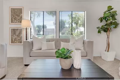 2155 W Banbury Circle, Anaheim, CA 92804 - Photo 10