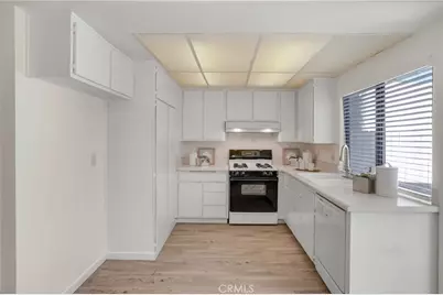 2155 W Banbury Circle, Anaheim, CA 92804 - Photo 14