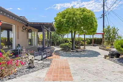 13675 Sycamore Drive, Whittier, CA 90601 - Photo 20