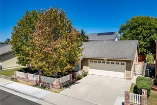 18092 Westlake Cir, Huntington Beach, CA 92648 - Photo 2