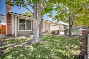 18092 Westlake Cir, Huntington Beach, CA 92648 - Photo 4