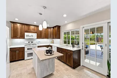 165 N Avenida Veracruz, Anaheim, CA 92808 - Photo 10