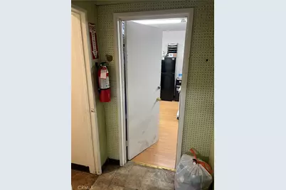 1852 W 17th, Santa Ana, CA 92706 - Photo 12