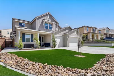 1905 Pienza, Corona, CA 92882 - Photo 4