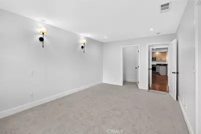 19352 Brookhurst, Huntington Beach, CA 92646 - Photo 10