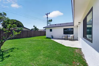 19352 Brookhurst, Huntington Beach, CA 92646 - Photo 24