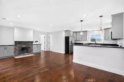 19352 Brookhurst, Huntington Beach, CA 92646 - Photo 6