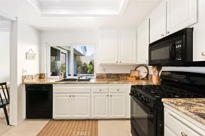 16962 Pacific Coast Highway #201, Huntington Beach, CA 92649 - Photo 12