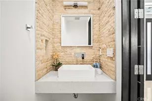 12148 Travis, Los Angeles, CA 90049 - Photo 60