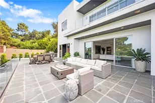 12148 Travis, Los Angeles, CA 90049 - Photo 8