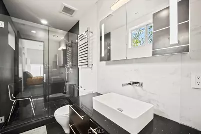 12148 Travis, Los Angeles, CA 90049 - Photo 48