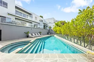 12148 Travis, Los Angeles, CA 90049 - Photo 10